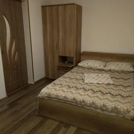 Delightful Two-room *