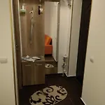 Delightful Two-room 布加勒斯特